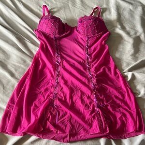 Frederick's of Hollywood Vibrant Pink Lace Chemise - Size Medium Babydoll